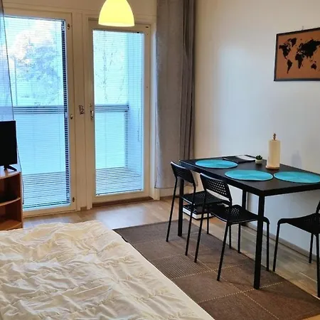 Cozy Near The Center Διαμέρισμα