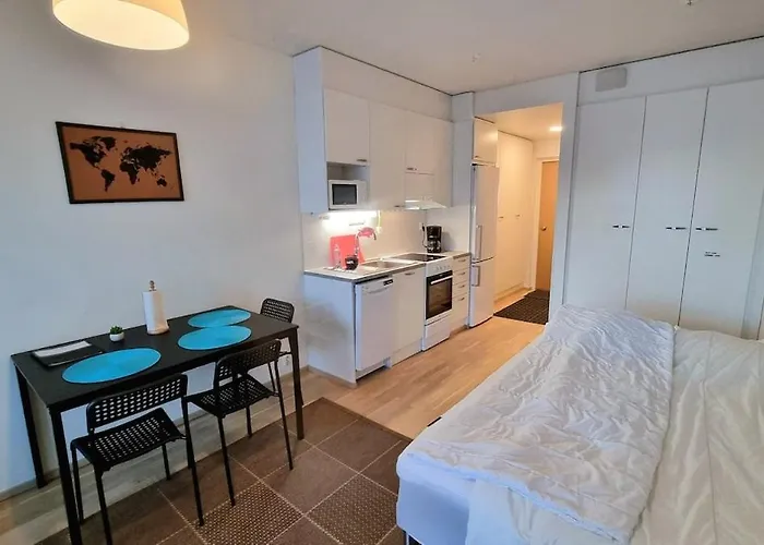 Cozy Near The Center Ροβανιέμι